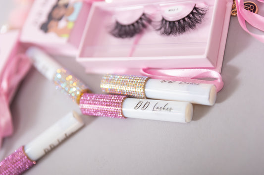 DD GLUE LASHES